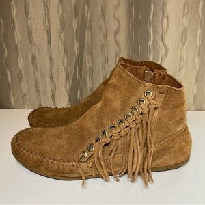 Minnetonka Willow Boot Fringed Ankle Women's 7 Brown Suede Moccasin Festival 663